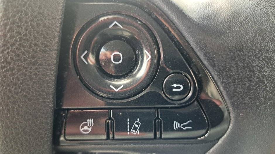 Toyota Prius Prime  2020-11