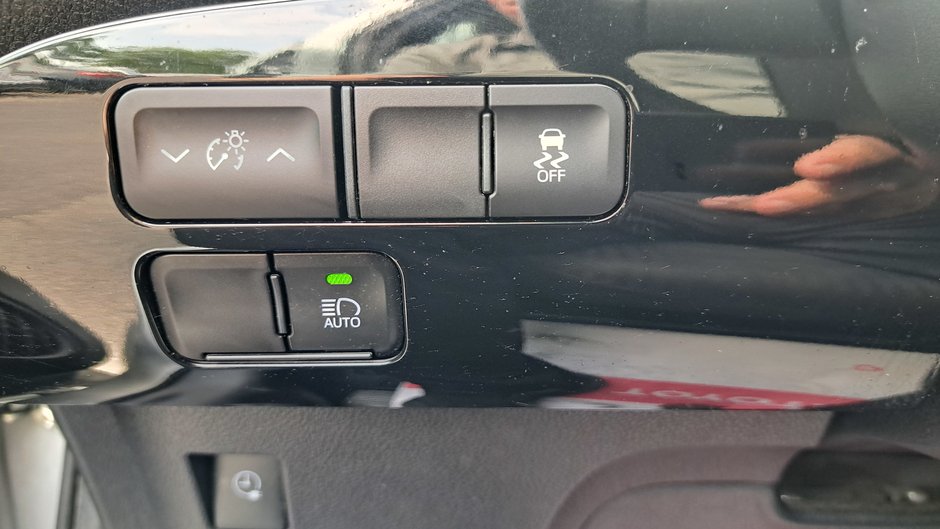 Toyota Prius Prime  2020-25