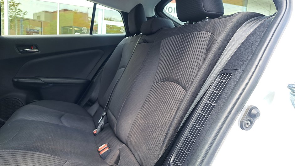 Toyota Prius Prime  2020-27