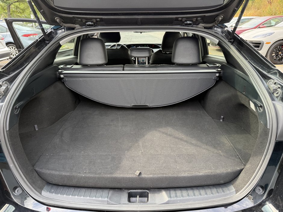 Toyota Prius Prime Upgrade 2020-32