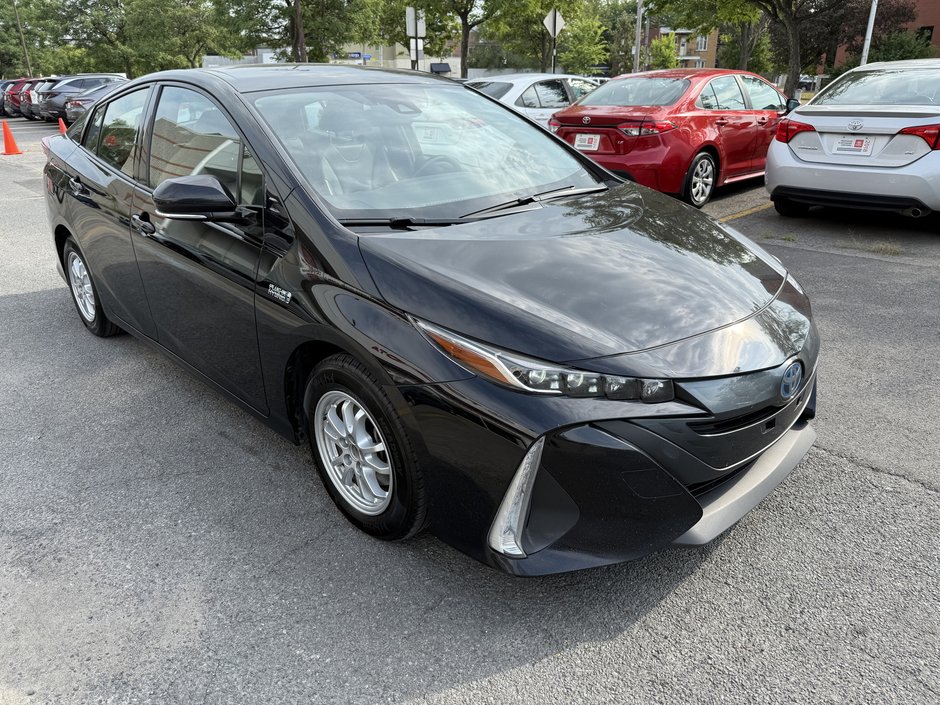 Toyota Prius Prime Upgrade 2020-7