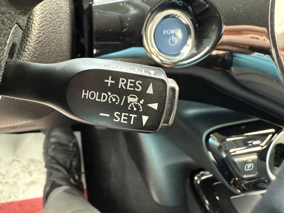 Toyota Prius Prime Upgrade 2020-19