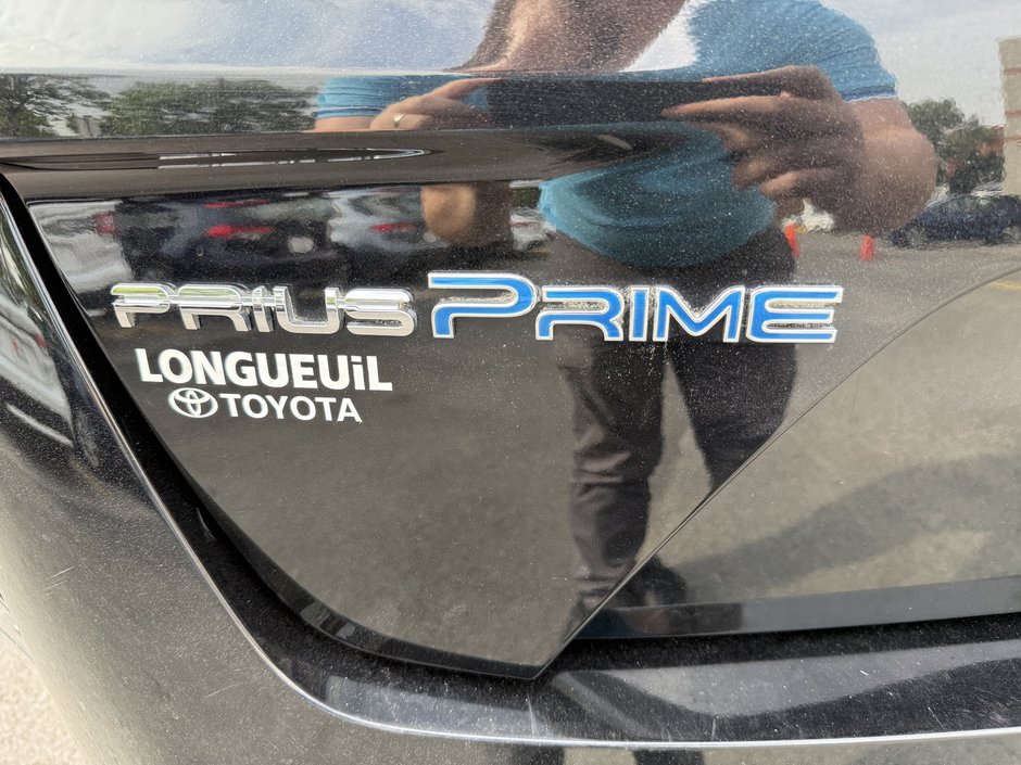 Toyota Prius Prime Upgrade 2020-35