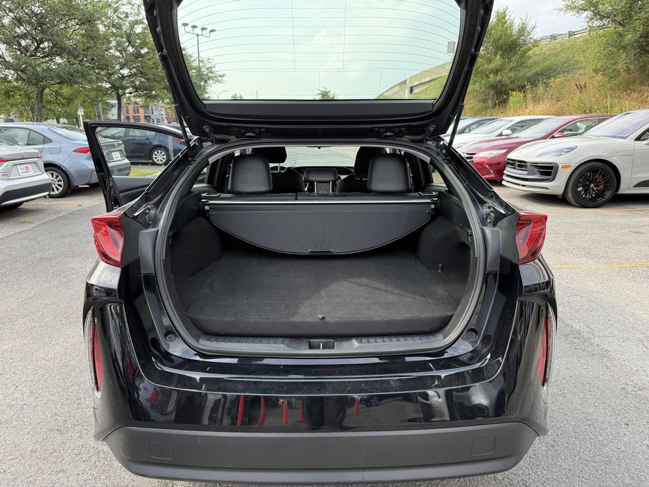 Toyota Prius Prime Upgrade 2020-31