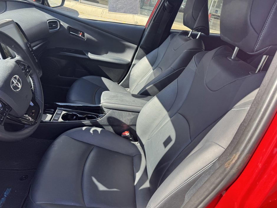 Toyota Prius Prime Upgrade 2020-10