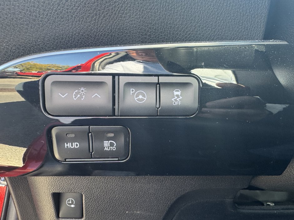 Toyota Prius Prime Upgrade 2020-14