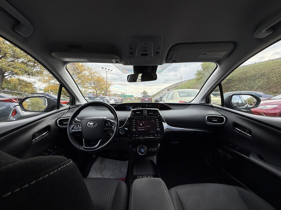 Toyota Prius Prime  2021-37