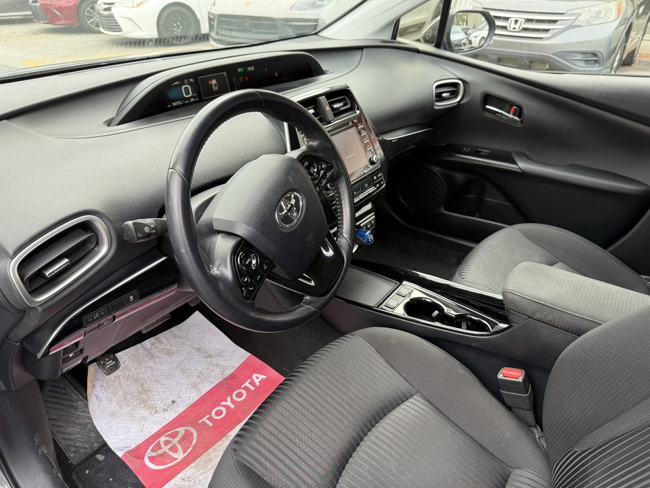 Toyota Prius Prime  2021-54
