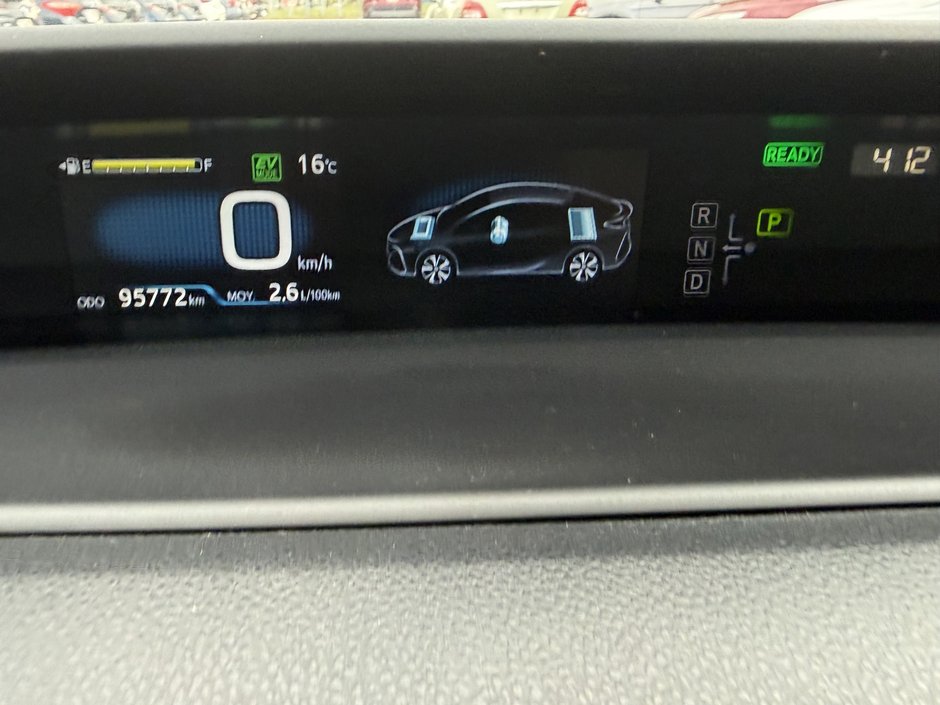 Toyota Prius Prime  2021-14