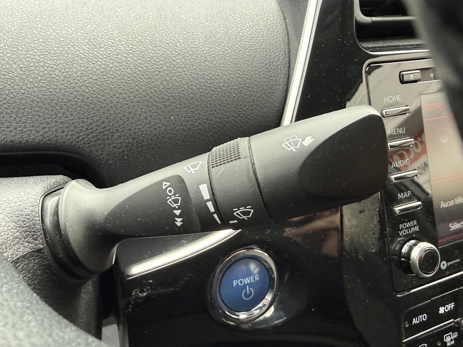 Toyota Prius Prime  2021-19