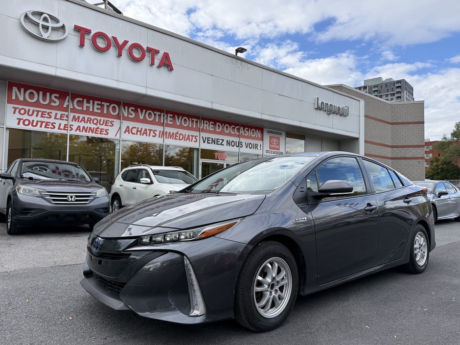 Toyota Prius Prime  2021-42