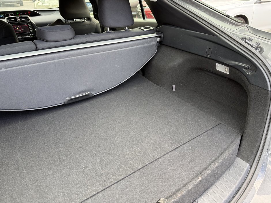 Toyota Prius Prime  2021-62