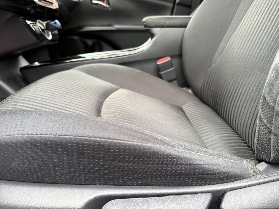 Toyota Prius Prime  2021-52