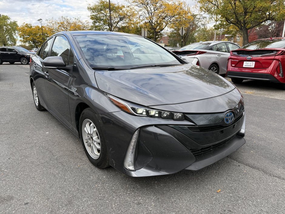 Toyota Prius Prime  2021-49