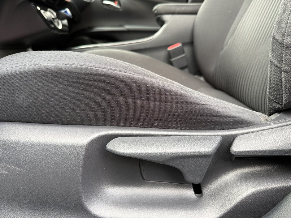 Toyota Prius Prime  2021-9