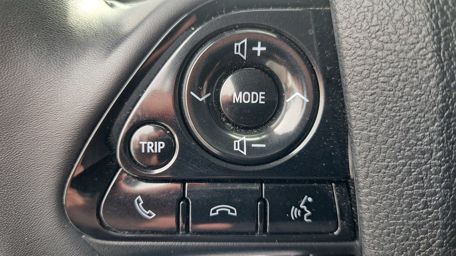 Voitures Toyota Prius Prime  2022-14
