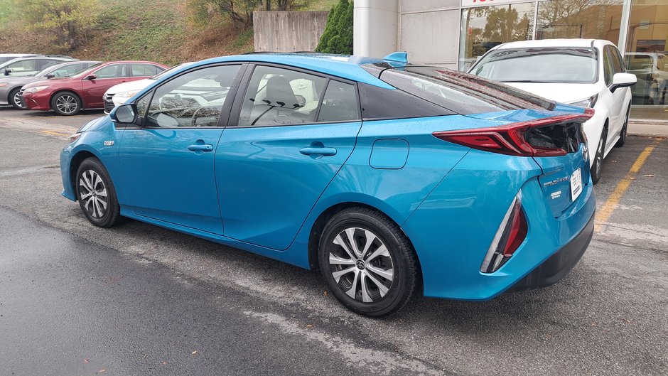 Toyota Prius Prime  2022-4