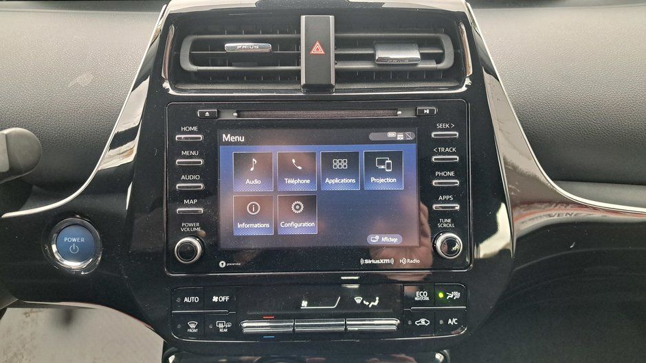 Toyota Prius Prime  2022-16