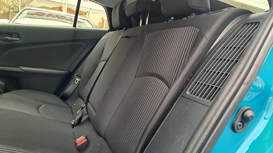 Toyota Prius Prime  2022-27