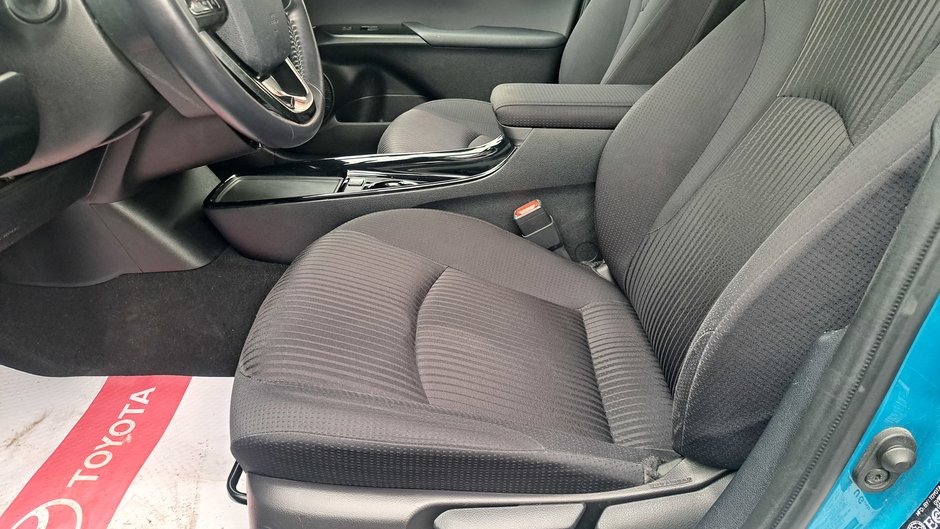 Toyota Prius Prime  2022-7