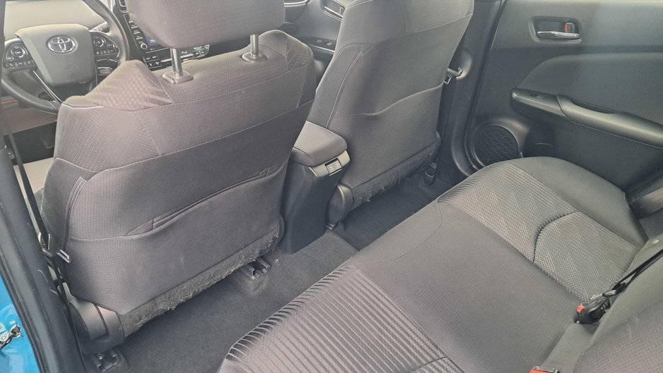 Toyota Prius Prime  2022-28