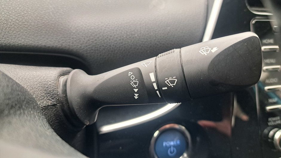 Toyota Prius Prime  2022-12