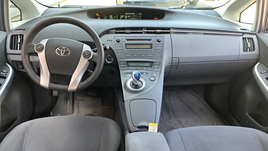 2010 Voitures Toyota Prius-27