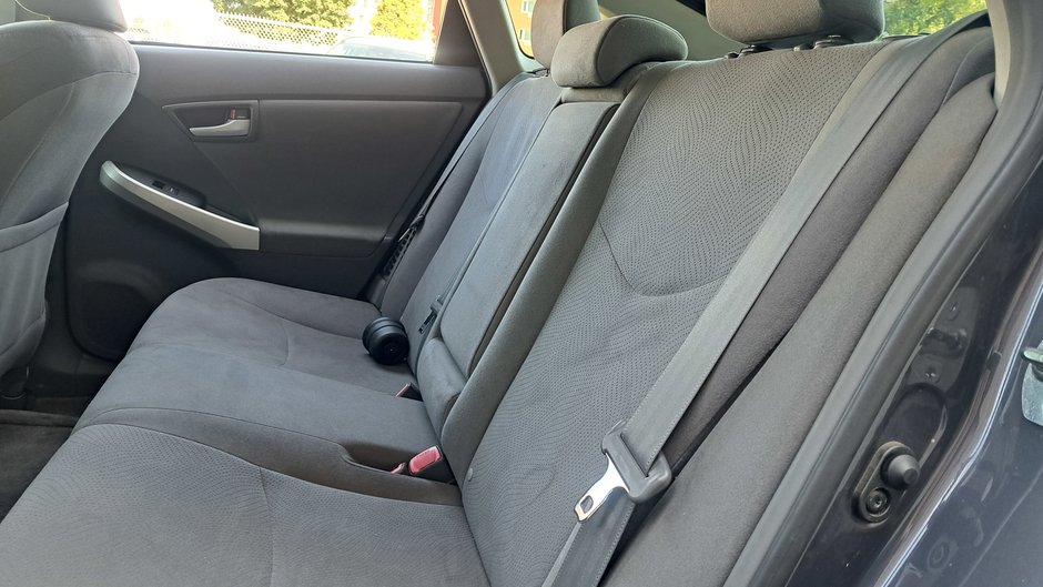 2010 Voitures Toyota Prius-25