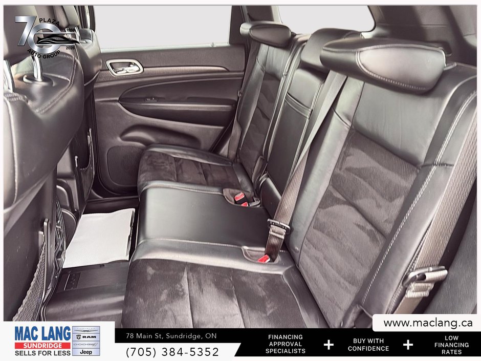 2018 Jeep Grand Cherokee Altitude IV-12