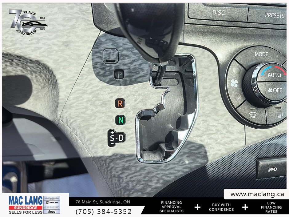 2014 Toyota Sienna SE-17