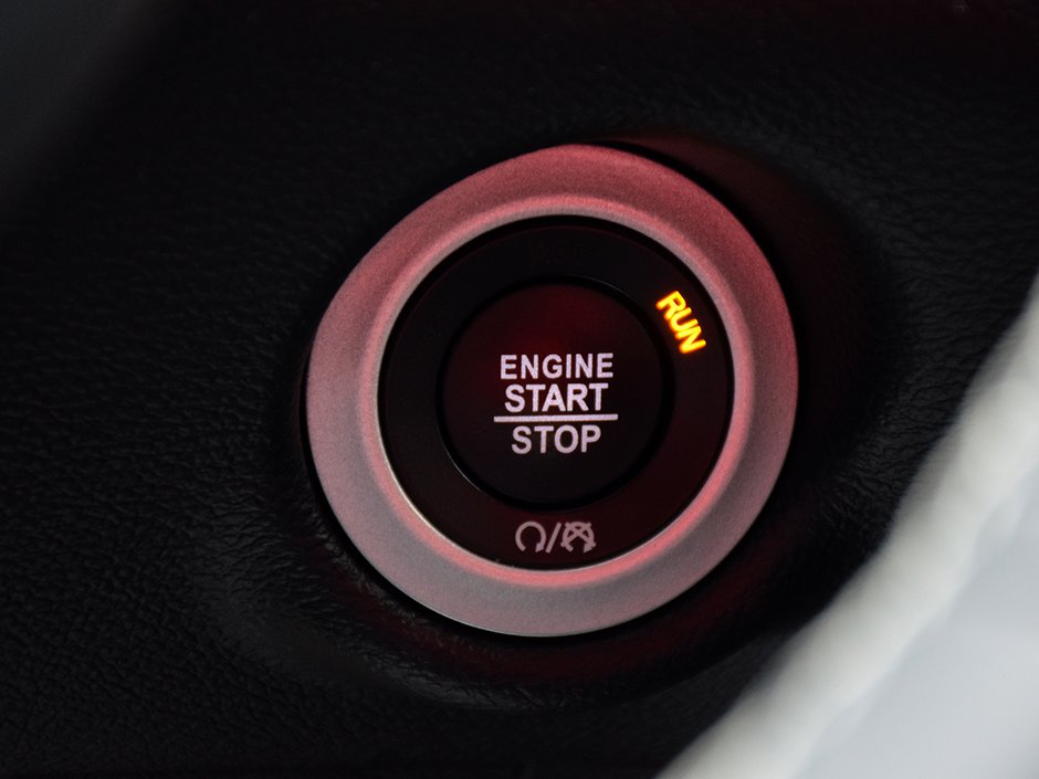 2025 Chrysler GRAND CARAVAN SXT-24