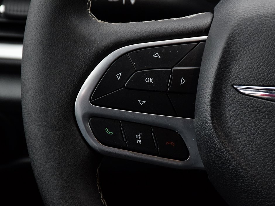 2025 Chrysler GRAND CARAVAN SXT-18