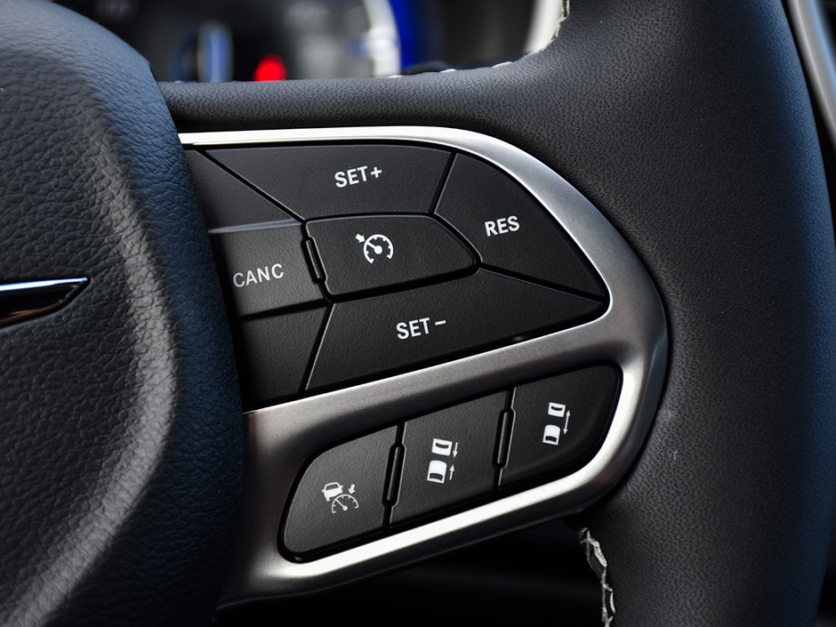 2026 Chrysler Grand Caravan SXT-23