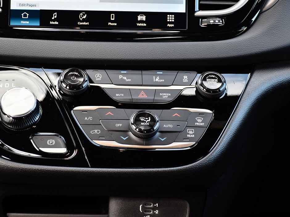 2026 Chrysler Grand Caravan SXT-19