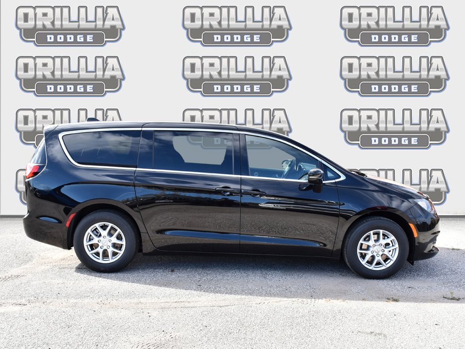 2026 Chrysler Grand Caravan SXT-2