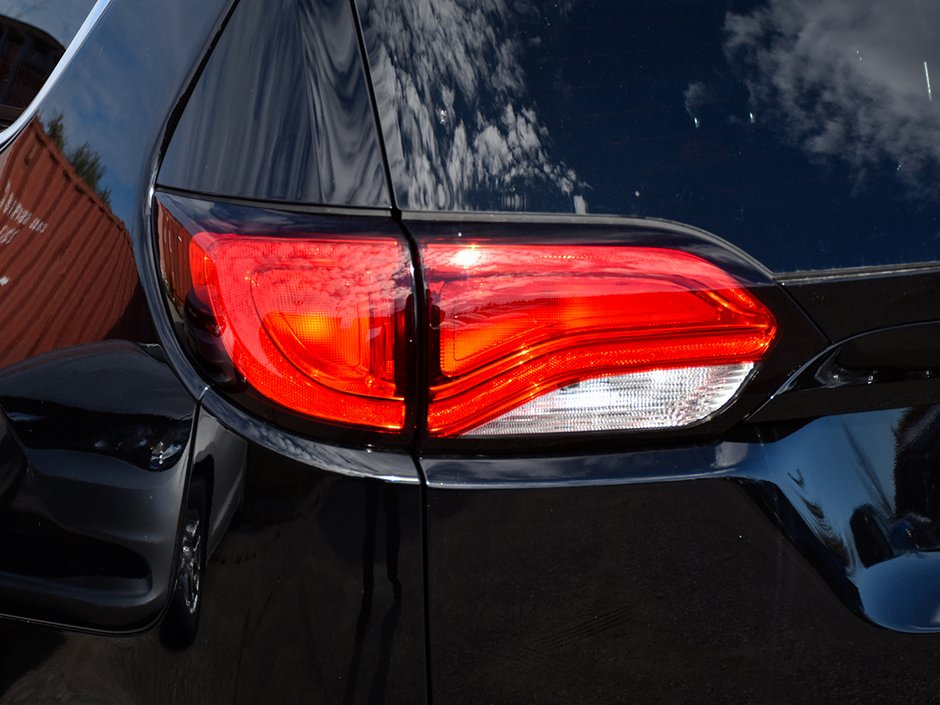 2026 Chrysler Grand Caravan SXT-8