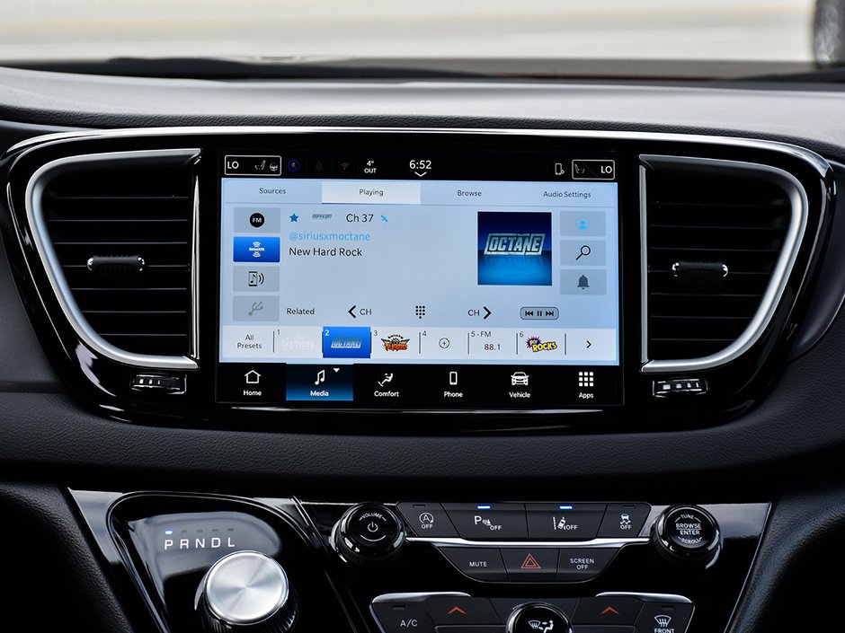 2026 Chrysler Grand Caravan SXT-17