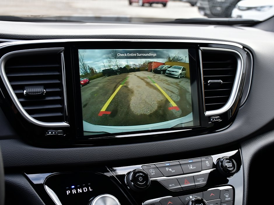 2026 Chrysler Grand Caravan SXT-24