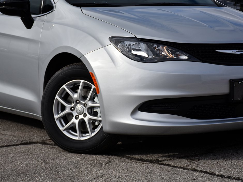 2026 Chrysler Grand Caravan SXT-5