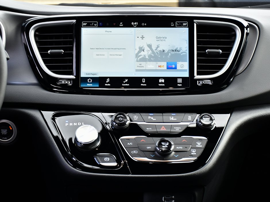 2026 Chrysler Grand Caravan SXT-17