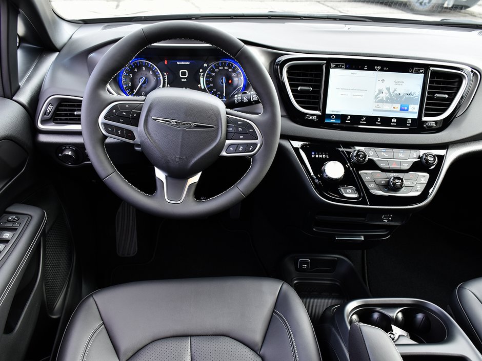 2026 Chrysler Grand Caravan SXT-15