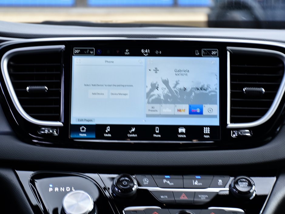 2026 Chrysler Grand Caravan SXT-18