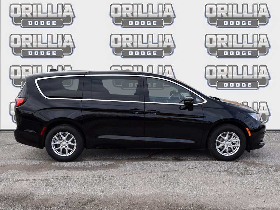 2026 Chrysler Grand Caravan SXT-2