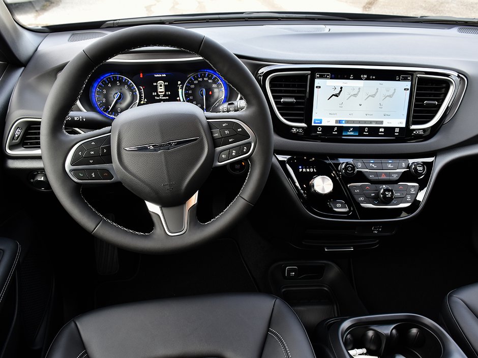 2026 Chrysler Grand Caravan SXT-15
