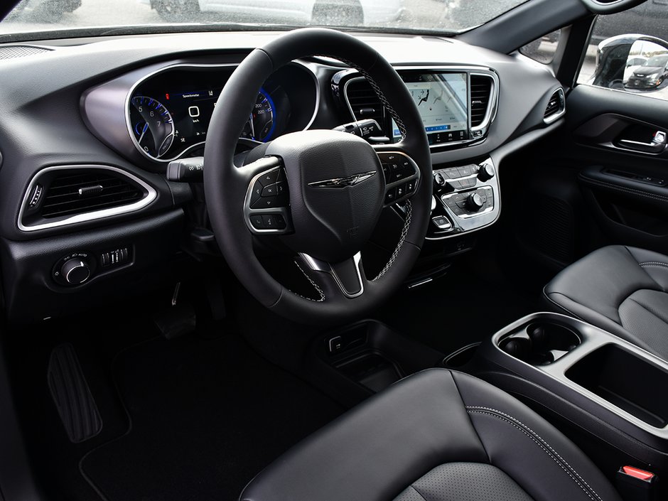 2026 Chrysler Grand Caravan SXT-9