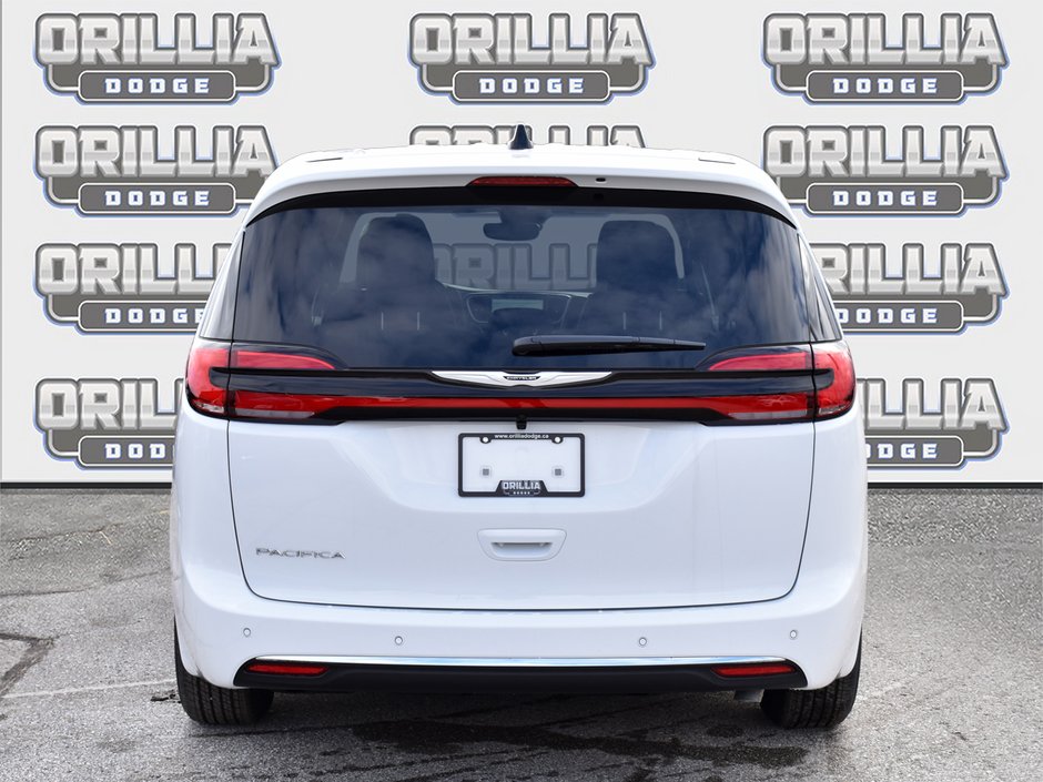 2026 Chrysler Pacifica SELECT-4