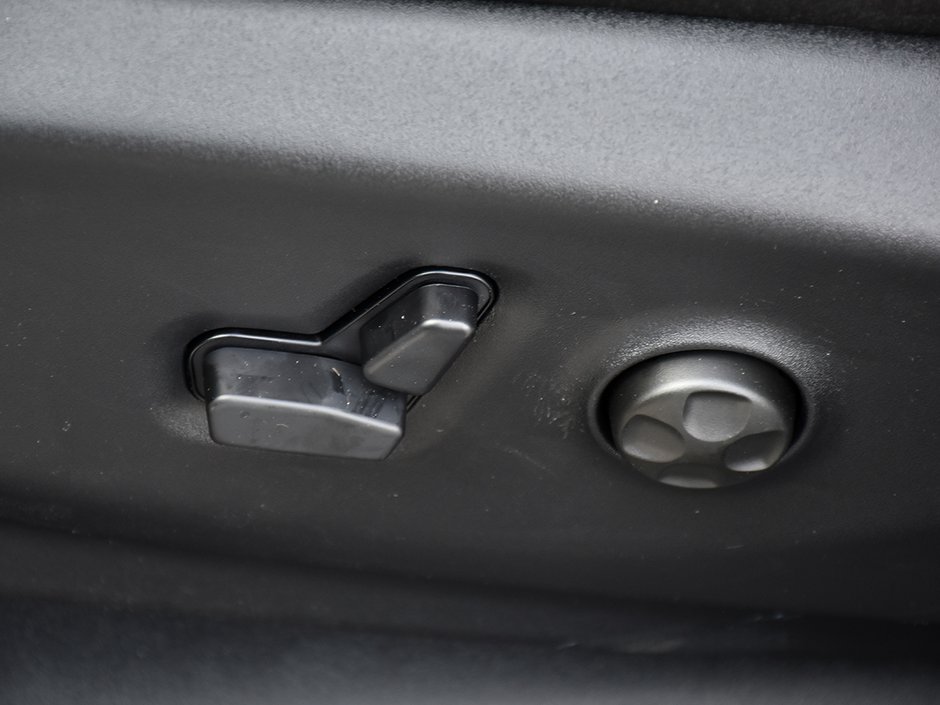 2026 Chrysler Pacifica SELECT-13