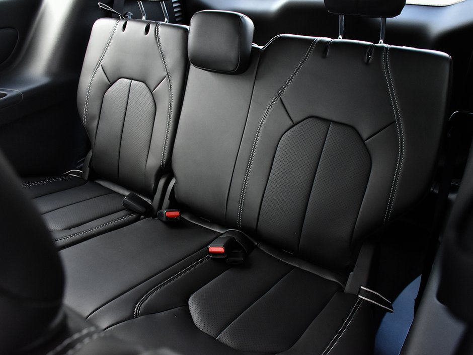 2026 Chrysler Pacifica SELECT-15