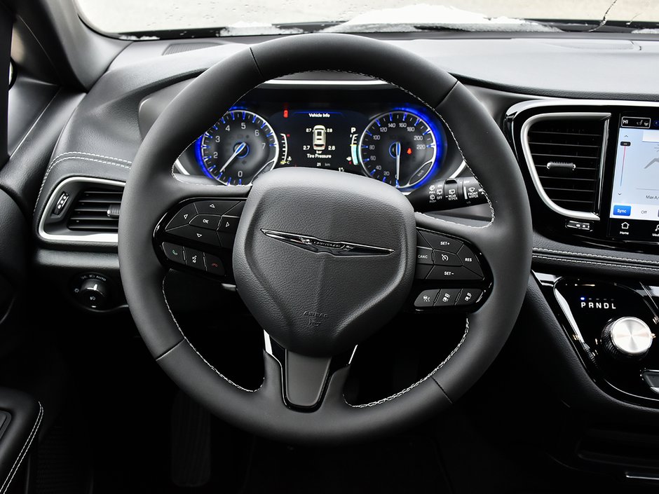 2026 Chrysler Pacifica SELECT AWD-15