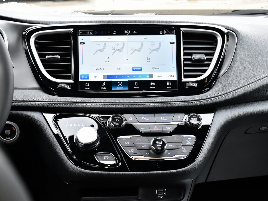 2026 Chrysler Pacifica SELECT AWD-16